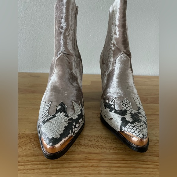 Cape Robbin Boots Women’s Size 7 - Picture 7 of 15